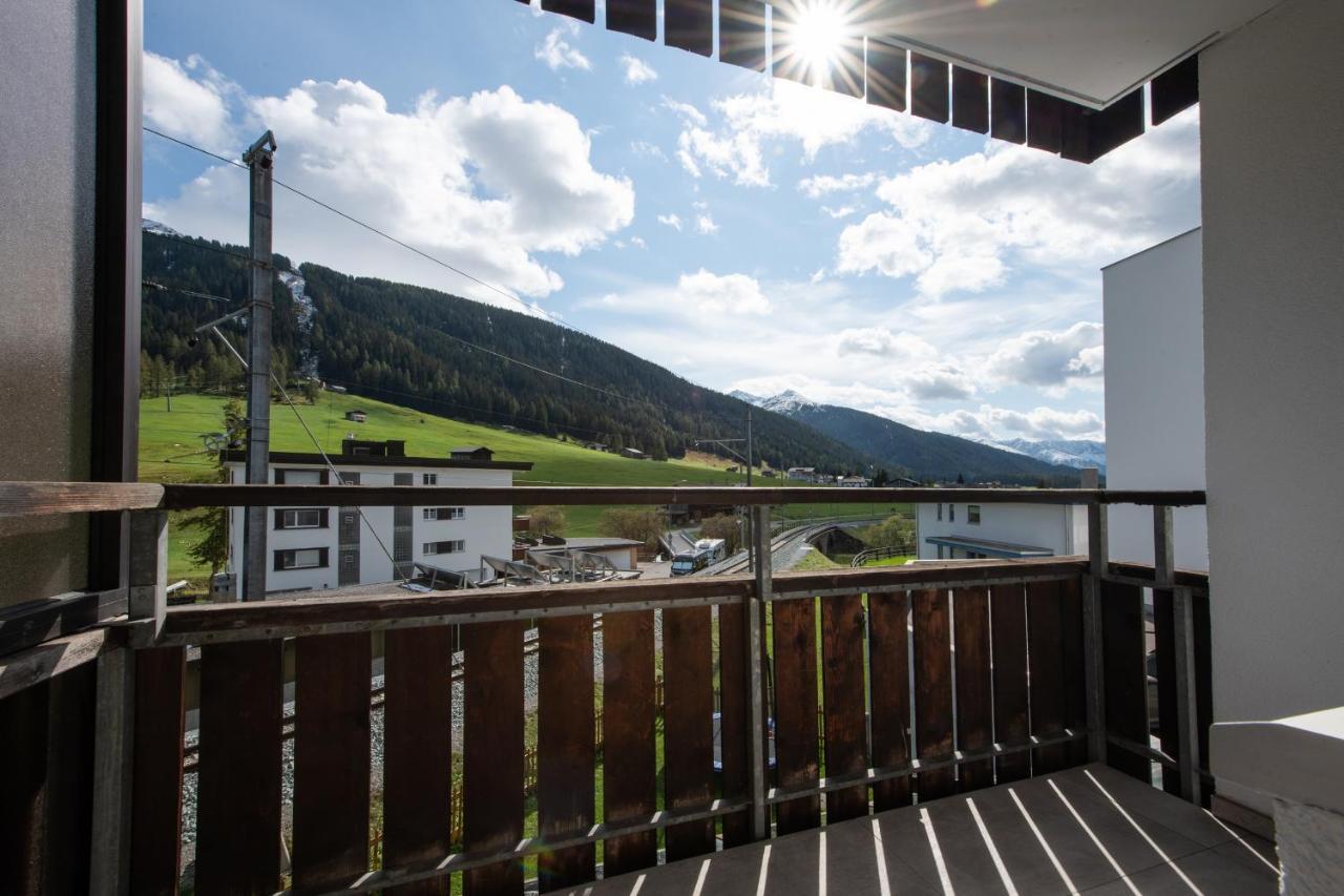 Agrimonia - Moebilierte Ferienwohnung Mit Balkon Давос Экстерьер фото